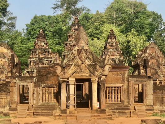 1-DAY BANTEAY SREI WITH ANGKOR TOUR