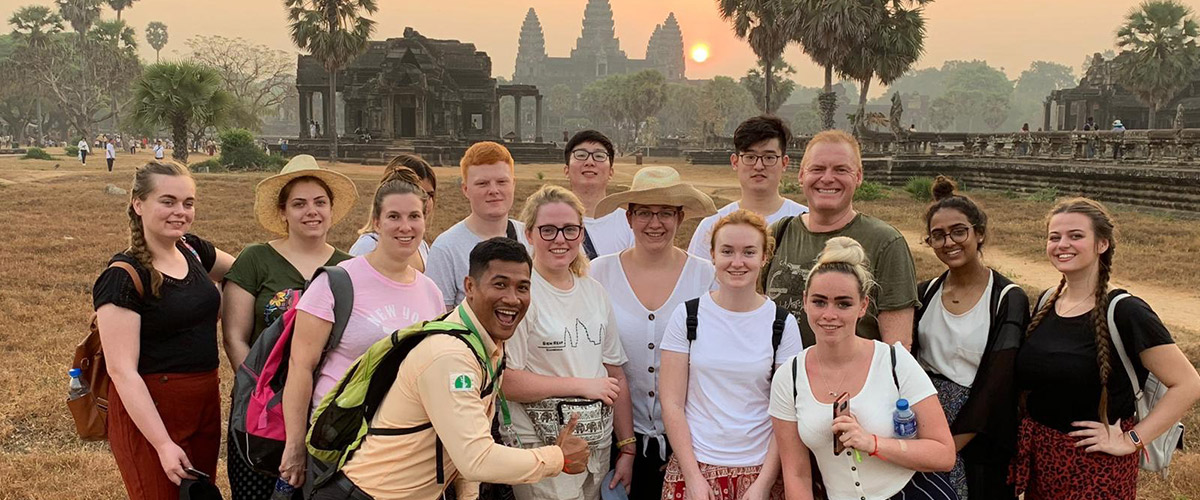 Happy Angkor Wat Tour