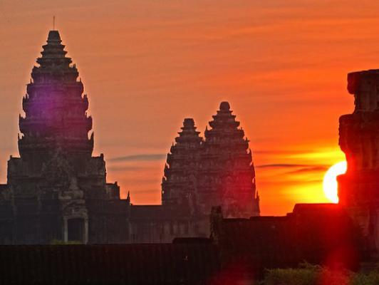 ANGKOR EXPLORE PACKAGE