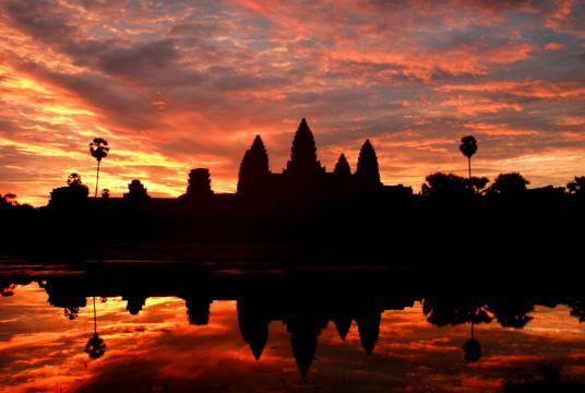 ADVENTURE TOUR & ANGKOR SUNRISE
